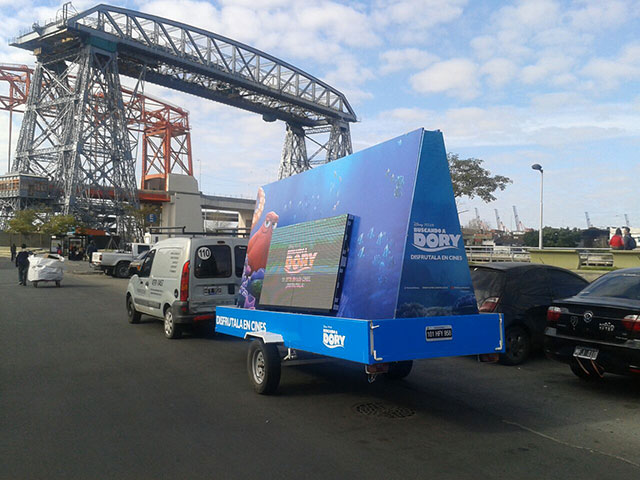 Trailer publicitario